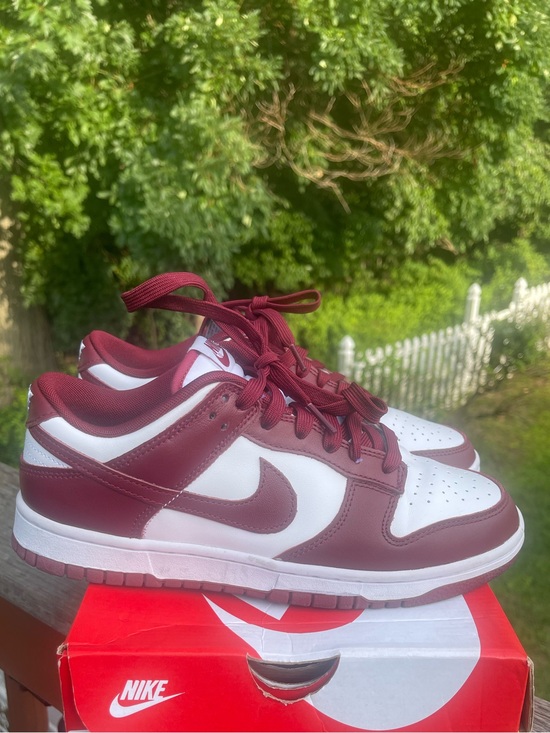 Nike Shoes - Nike Low-Top Sneakers in White and Burgundy